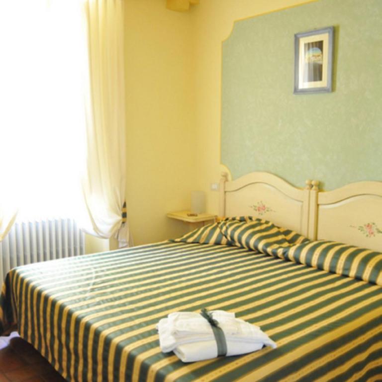 B&B Anfiteatro - Camera Matrimoniale/Doppia con Letti Singoli - 9
