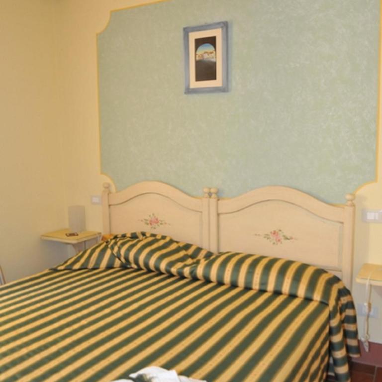 B&B Anfiteatro - Camera Matrimoniale/Doppia con Letti Singoli - 8