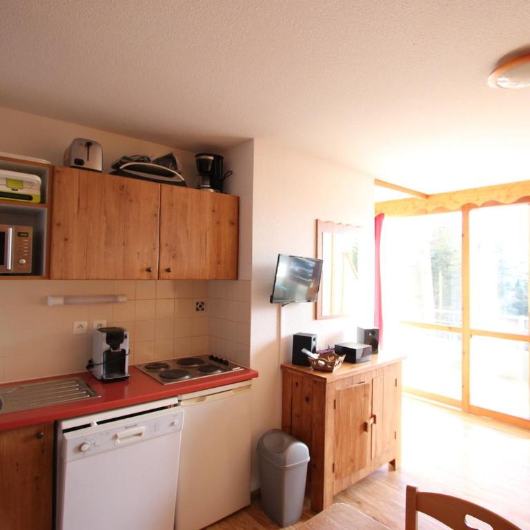 Appartement 2 pièces sud proche pistes Chamrousse - FR-1-549-125 - Appartement - 3