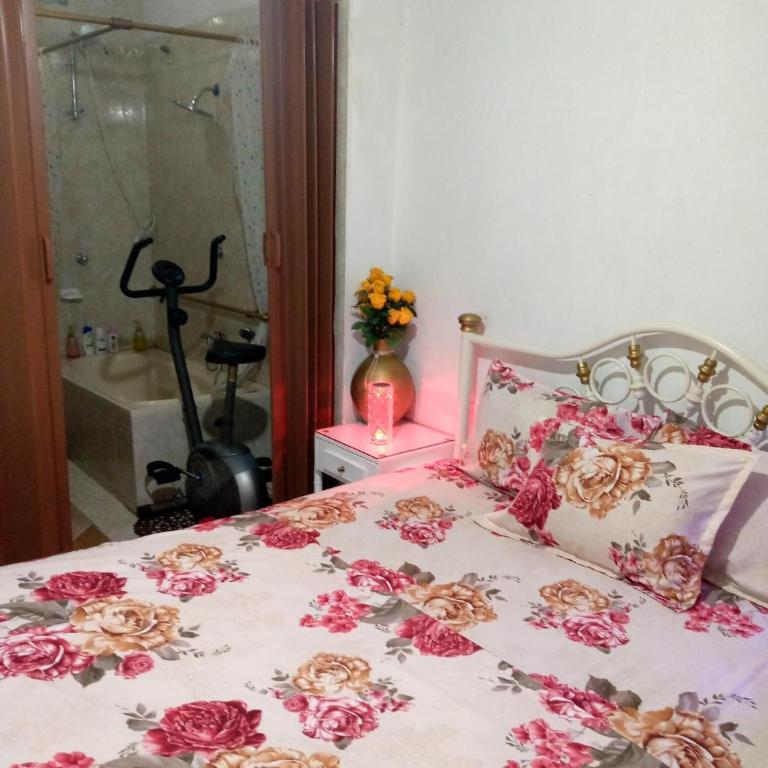 Acuarela del Rio H#1 Cerca Terminal Terrestre Habitación privada con baño - Habitación Doble con baño privado - 2