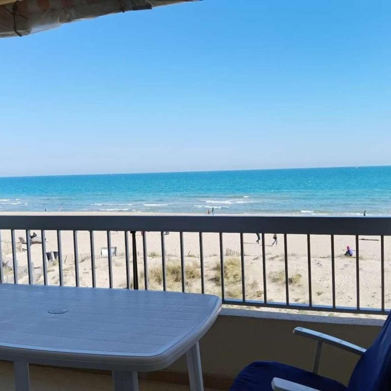 Charmant Studio Cabine à Marseillan-Plage avec Parking Privé - FR-1-326-702 - Studio - 1