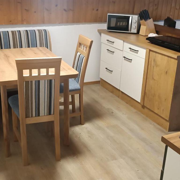 Apartmenthaus Kestel Gasthof - Familienstudio - 10