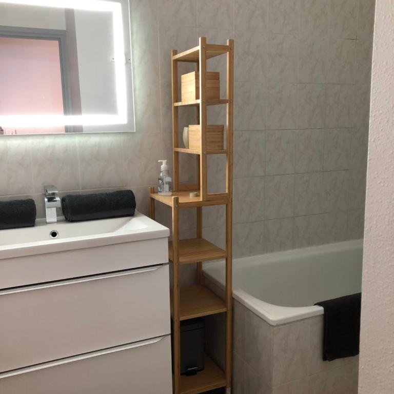 Studio au pied des pistes - Linge fourni - Appartement 1 Chambre - 8