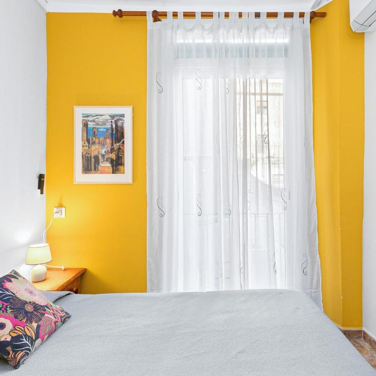 Hostal Santa Ana - Twin Room with Private Bathroom - 13