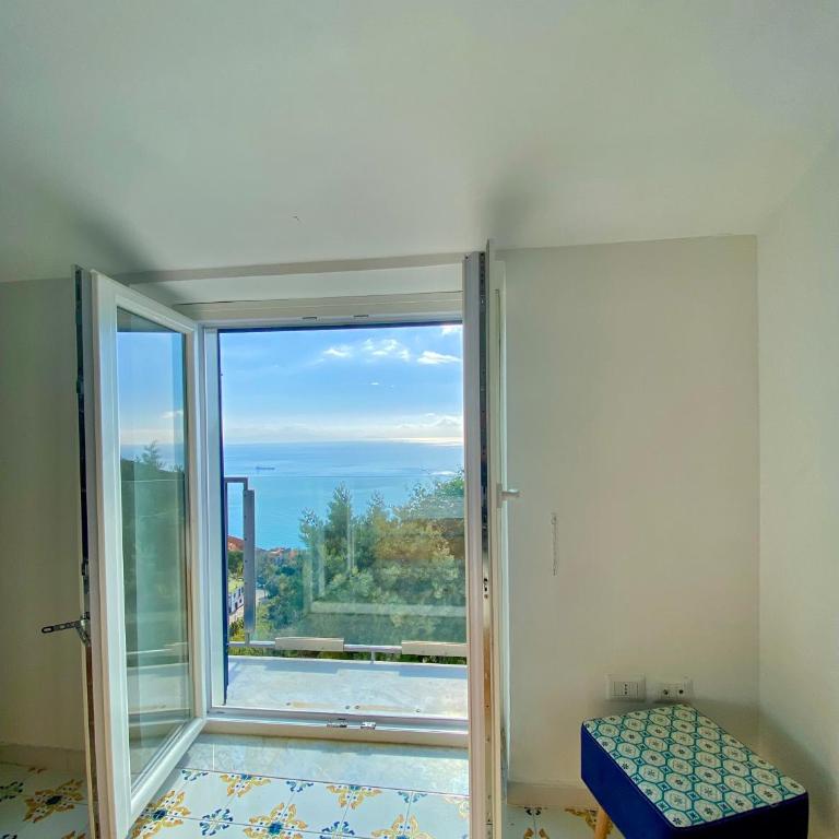 Casa Flora - Camera Matrimoniale Deluxe con Balcone e Vista Mare - 3