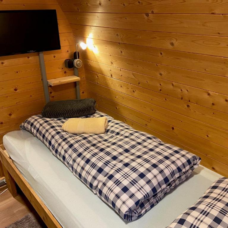 Inn-side ADVENTURE CABINS - Familienzimmer mit Gemeinschaftsbad - 15