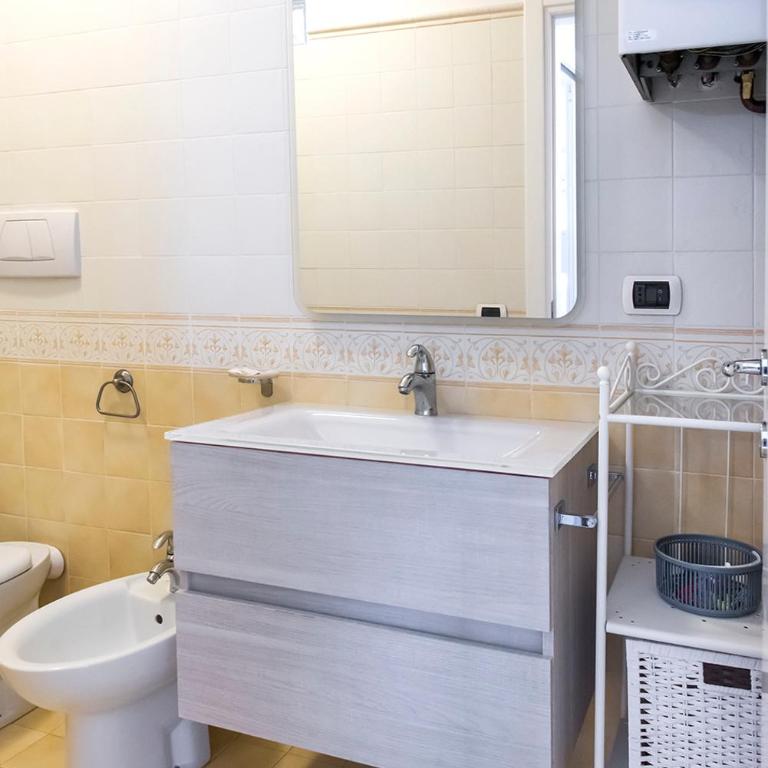 N213 - Numana, nuovo bilocale in centro - One-Bedroom Apartment - 12