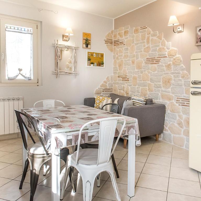 N213 - Numana, nuovo bilocale in centro - One-Bedroom Apartment - 1
