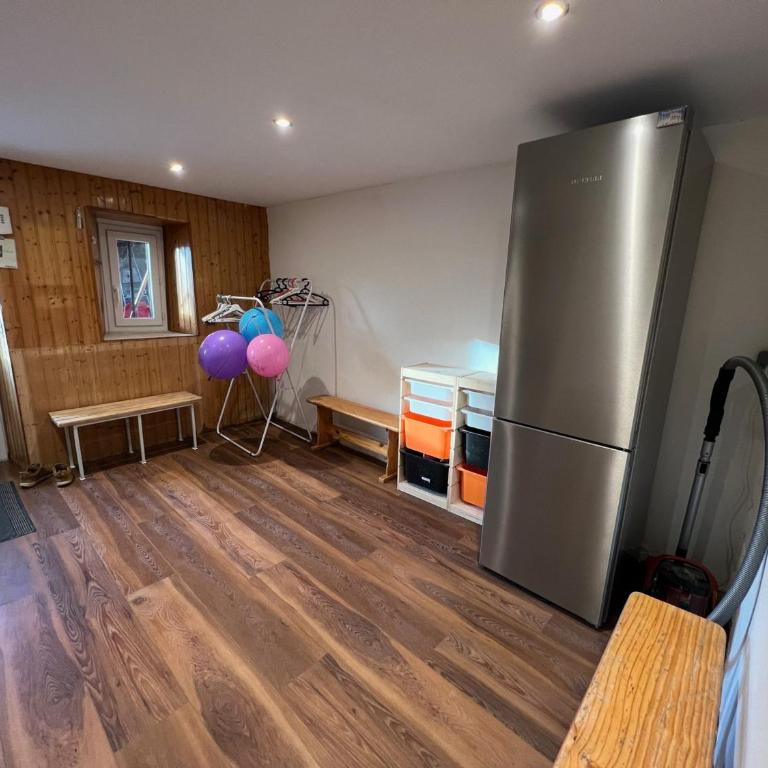 Appartement pour 14 pers, rénové, animaux acceptés, parking - FR-1-624-92 - Apartment - 13