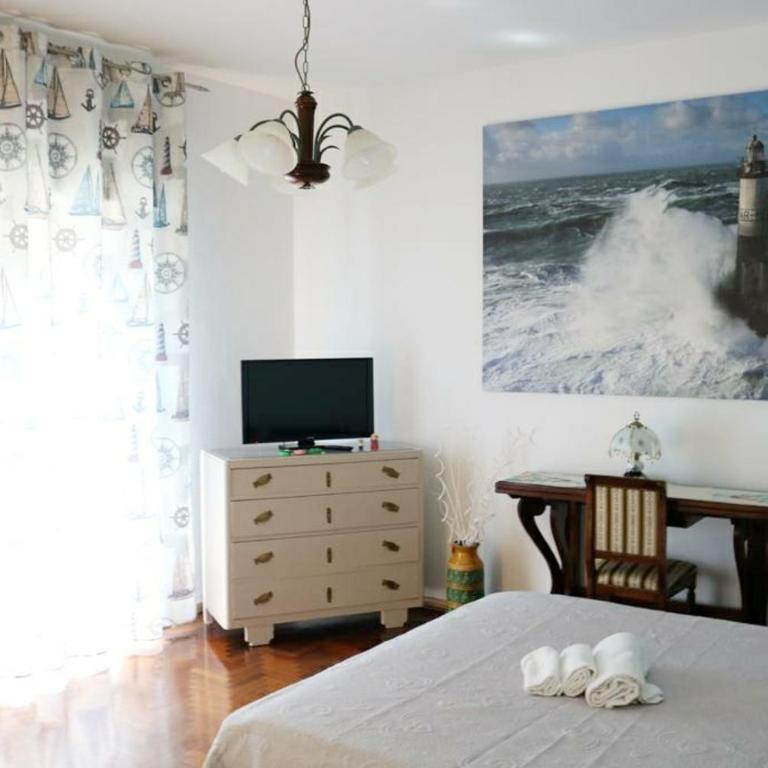 ROSSINI APARTMENT FRONTE MARE - Appartamento con 2 Camere da Letto - 17