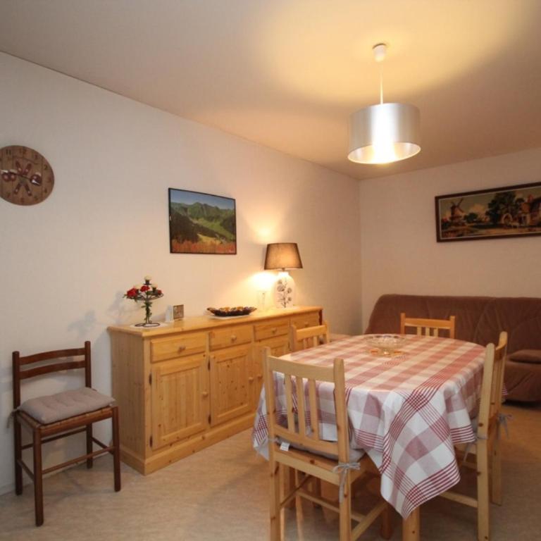 Charmant T2 avec balcon exposé Ouest, parking privé, au Mont-Dore, proche centre et Thermes - FR-1-608-190 - Apartment (4 Adults) - 2
