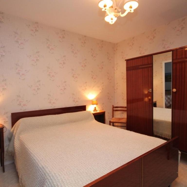 Charmant T2 avec balcon exposé Ouest, parking privé, au Mont-Dore, proche centre et Thermes - FR-1-608-190 - Apartment (4 Adults) - 4