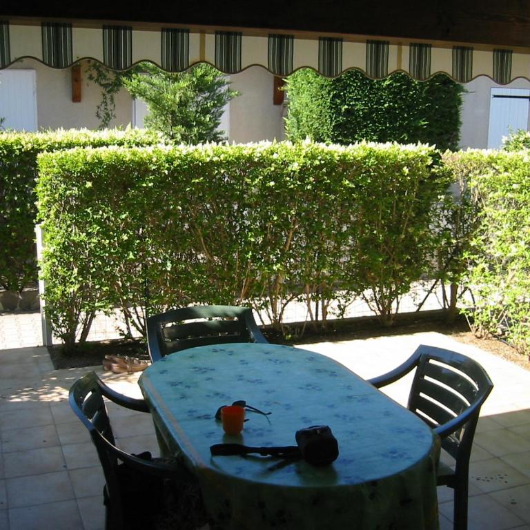 MAISONS DU GOLF Joli villa mitoyenne proche plage Richelieu Cap d'Agde - Maisonette - 1