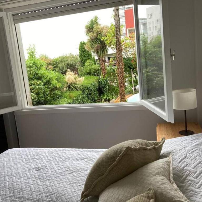 Dos ambientes en Playa Grande totalmente renovado - Apartamento de 1 dormitorio - 2