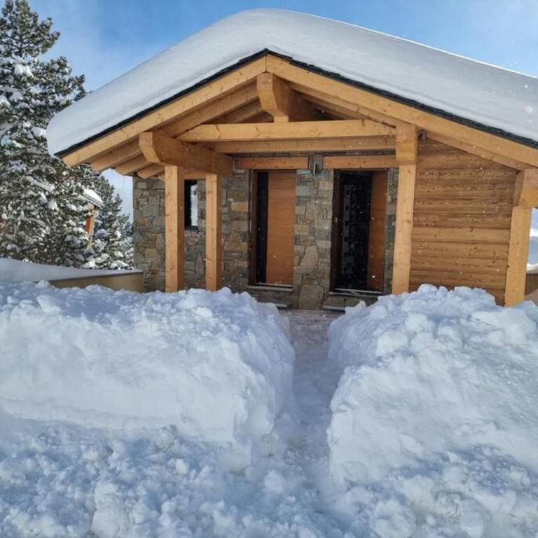 Chalet Luxe spacieux, Piscine chauffée, vue lac et montagnes, proximité immédiate pistes - Superior Chalet - 31