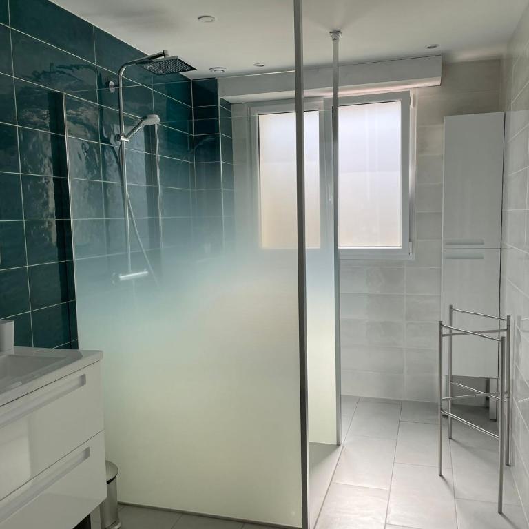 Magnifique appartement climatisé de 87m², à 100m de la plage - Appartement 2 Chambres - 17