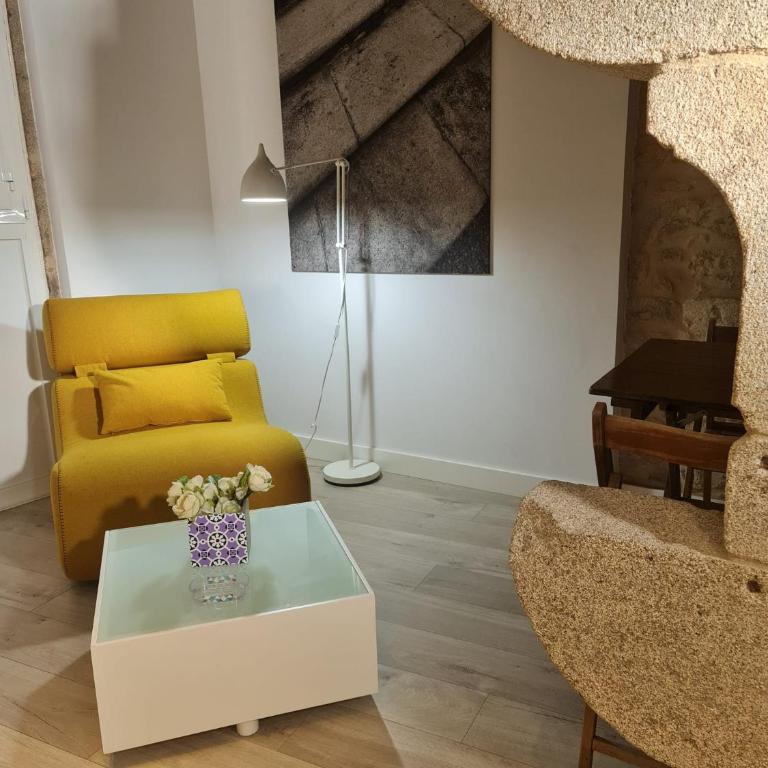 Hotel Montes - Junior Suite with Balcony - 1