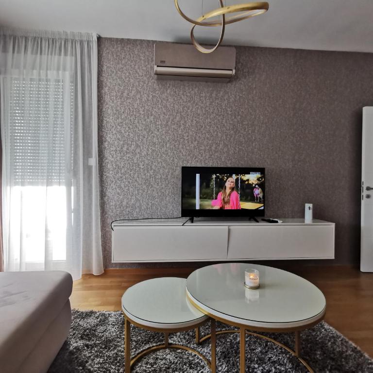Alex LUX - Apartman sa 1 Spavaćom Sobom - 16
