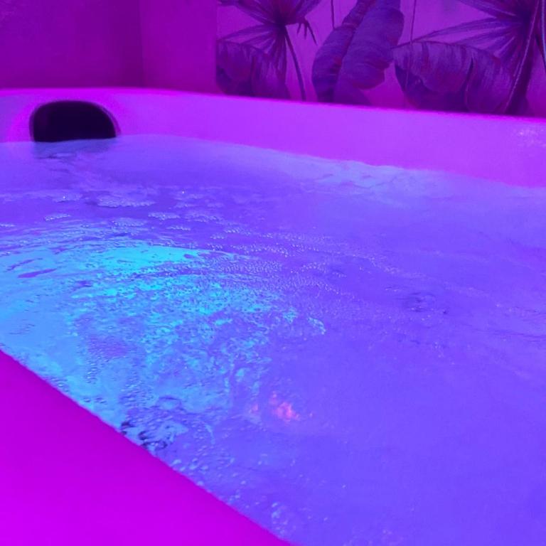 Il Casale San Vito - Suite Deluxe con Vasca Idromassaggio - 3