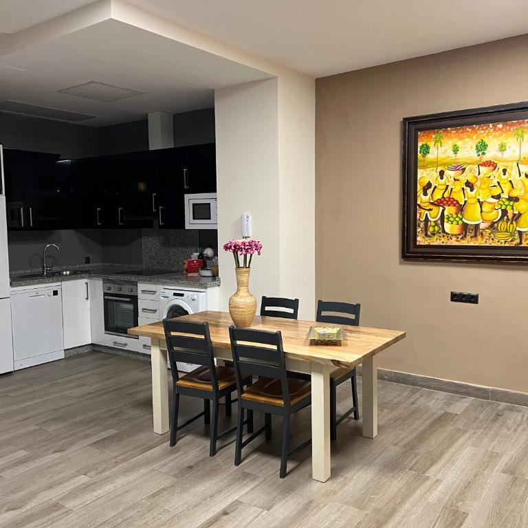 Duplex de lujo en la playa , jacuzzy, piscina, chimenea y padel - Duplex Apartment - 18