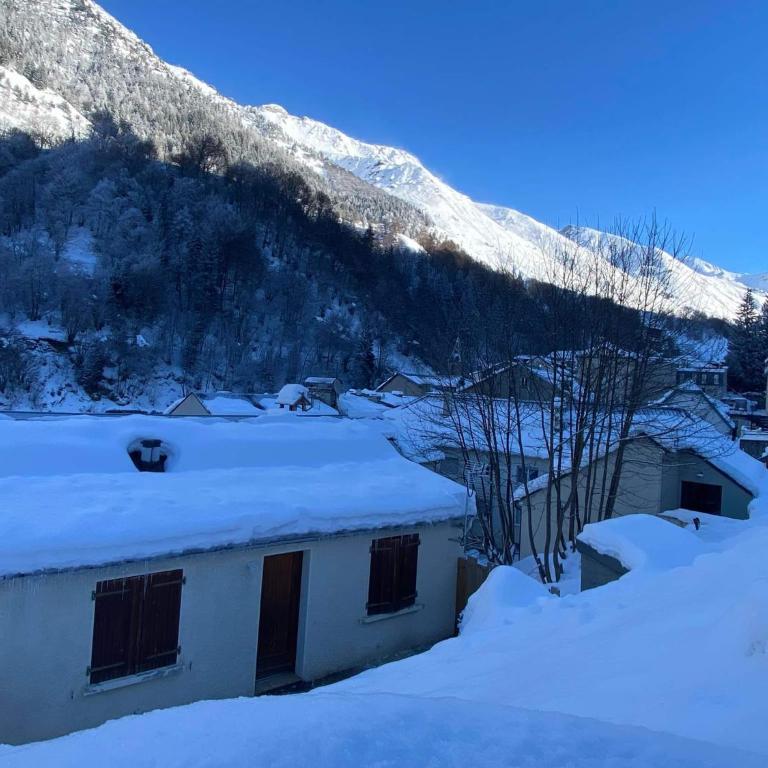 Ecueil des Neiges - Four-Bedroom House - 25