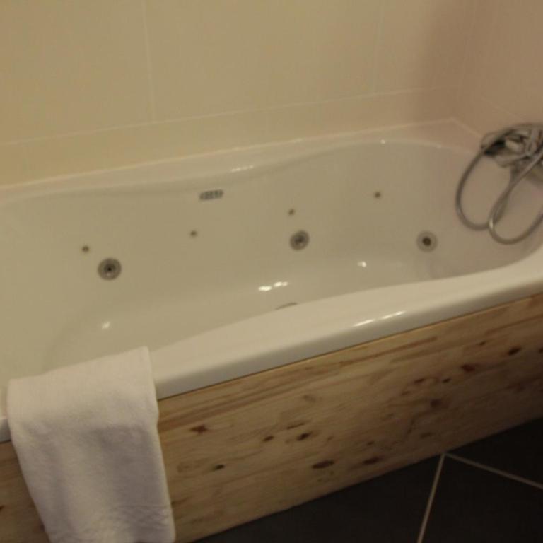 Urban Style, Hôtel Le Cheval Noir, Saint-Étienne - Chambre Double Balnéo - 2