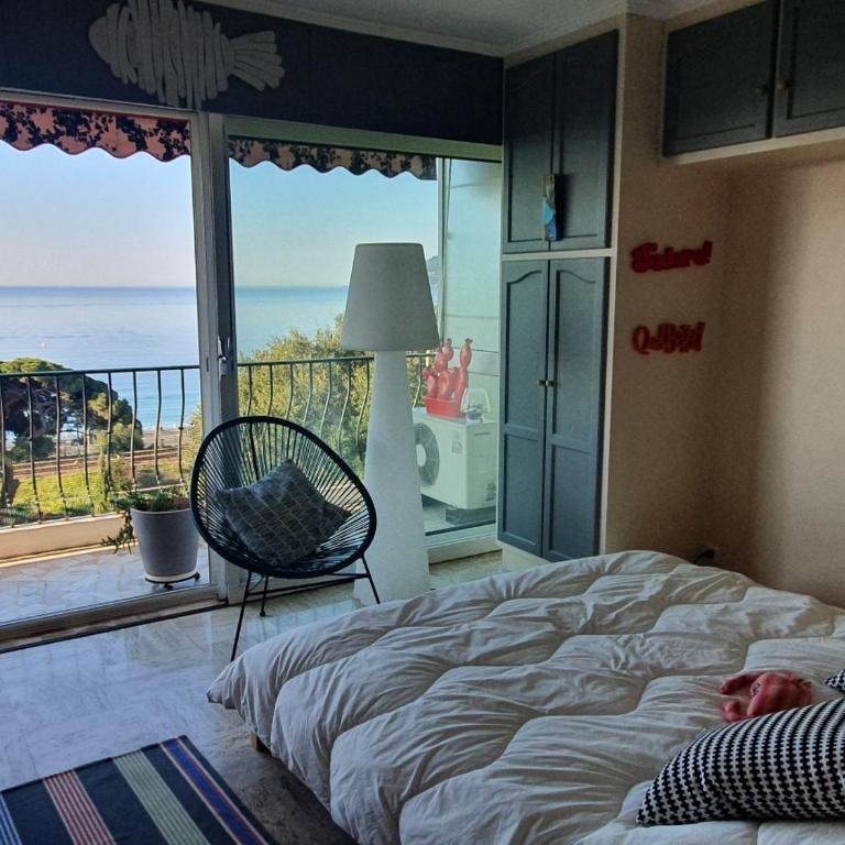 Appartement vue mer panoramique, plage 150M, terrasse, parking privé, clim - Appartement 1 Chambre - 5