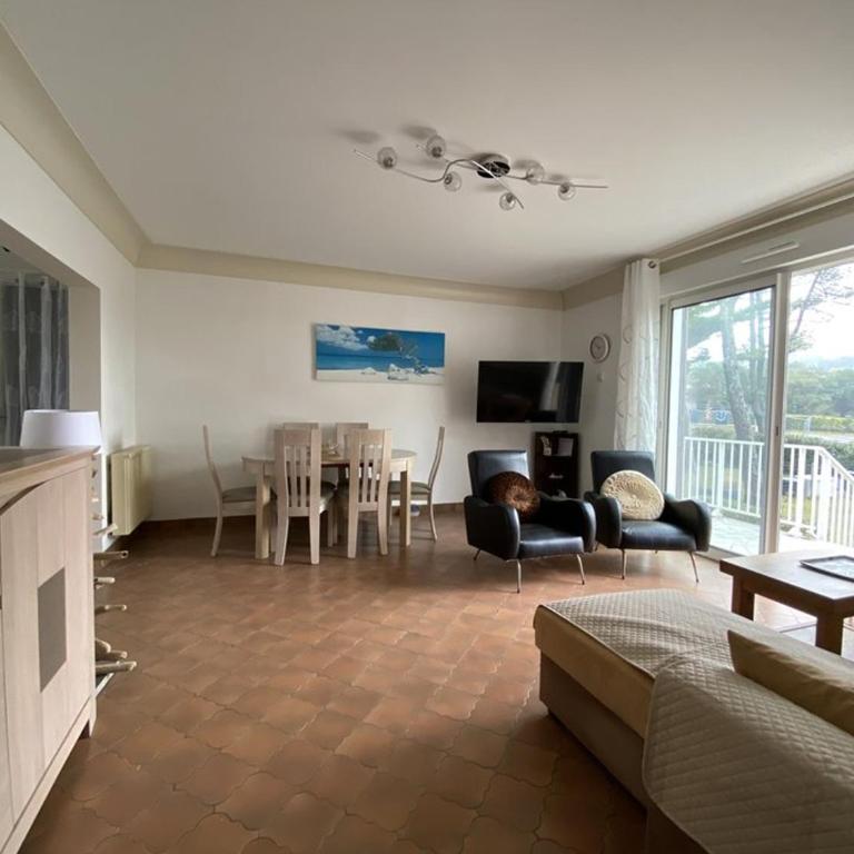 Maison familiale landaise à 350m de la plage avec garage, 4 chambres et jardin - FR-1-413-185 - Maison de Vacances - 2