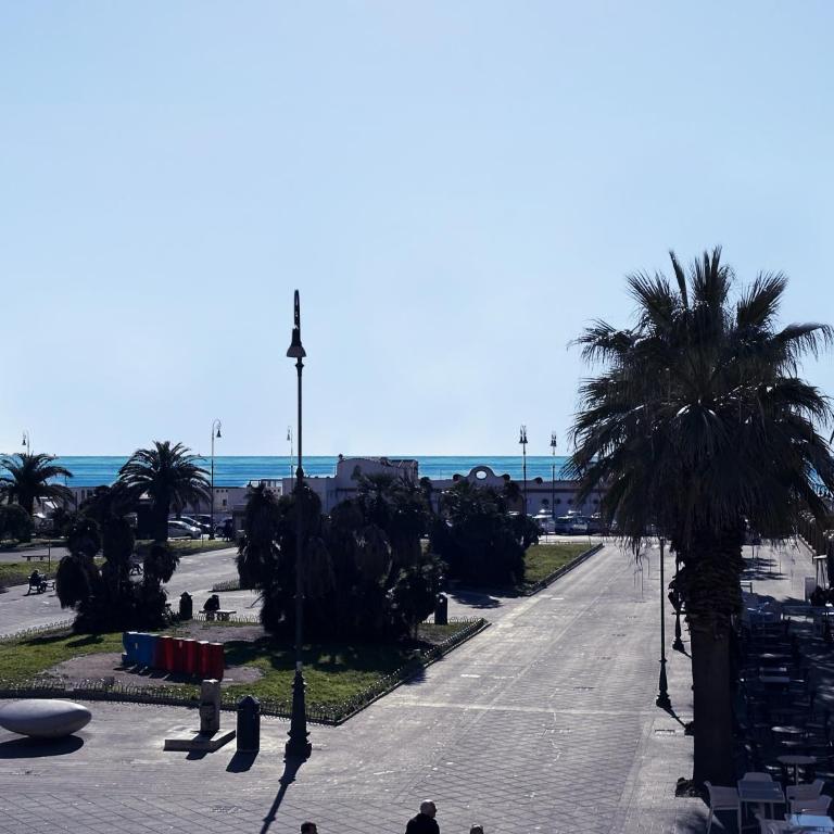 Appartamento con terrazza vista mare in stabile d'epoca - Appartamento con Vista Mare - 8