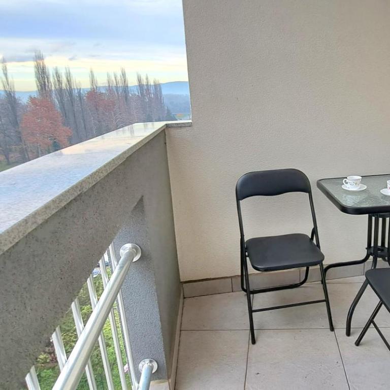 Djuka - One-Bedroom Apartment - 12