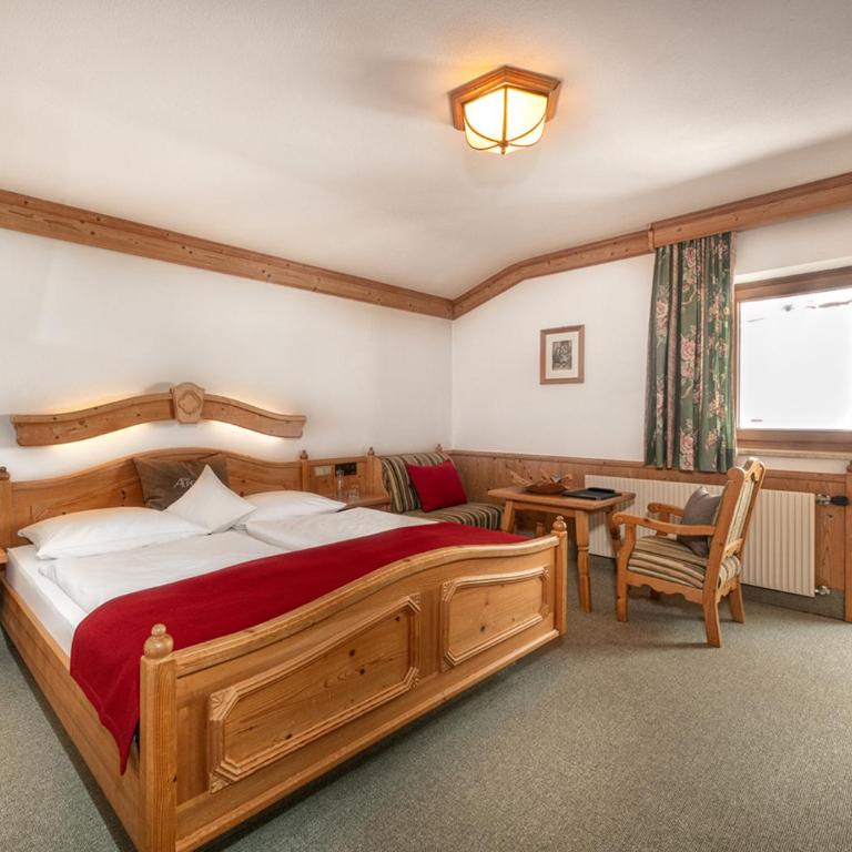 Hotel Alpenhof - Comfort Doppelzimmer mit Balkon - 3