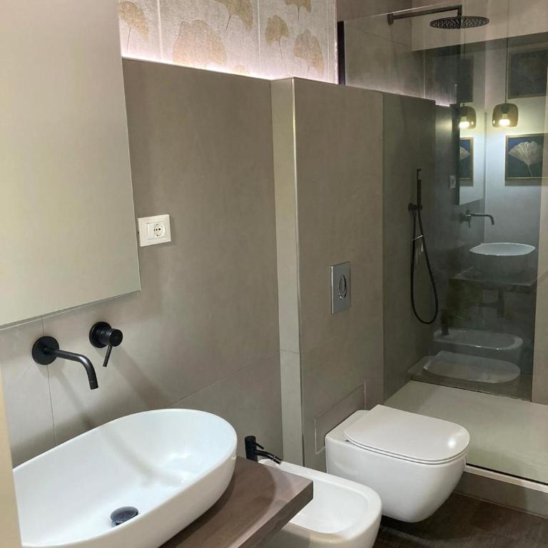 Romantic Apartment Verona - Suite King con Vasca Idromassaggio - 6