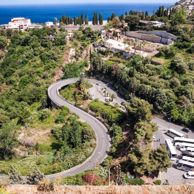 Oikos Taormina - Appartamento con 3 Camere da Letto - 50