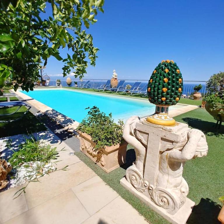 Oikos Taormina - Appartamento con 3 Camere da Letto - 54