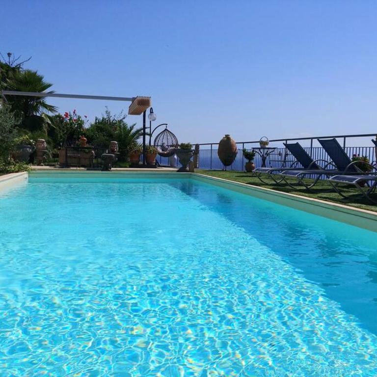 Oikos Taormina - Appartamento con 3 Camere da Letto - 56