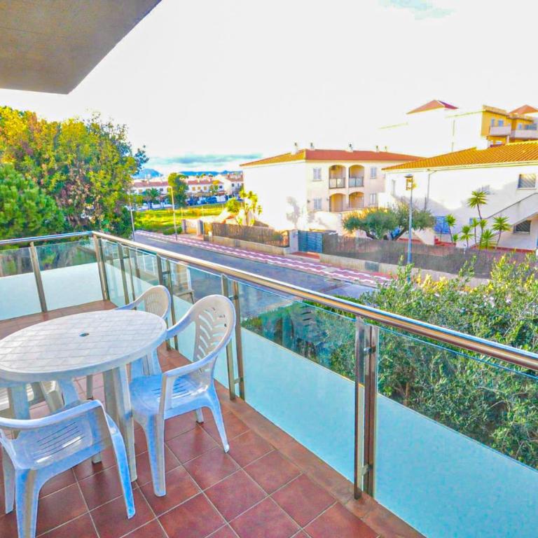 LITORAL COSTA DORADA - MILLET Only familias - Apartamento de 3 dormitorios - 2