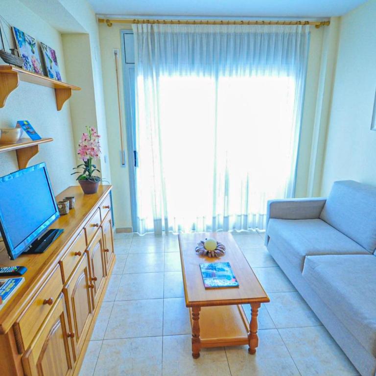 LITORAL COSTA DORADA - MILLET Only familias - Apartamento de 3 dormitorios - 11