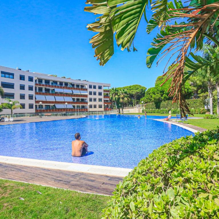 LITORAL COSTA DORADA - SOL CAMBRILS PARK Only families - Three-Bedroom House - 1