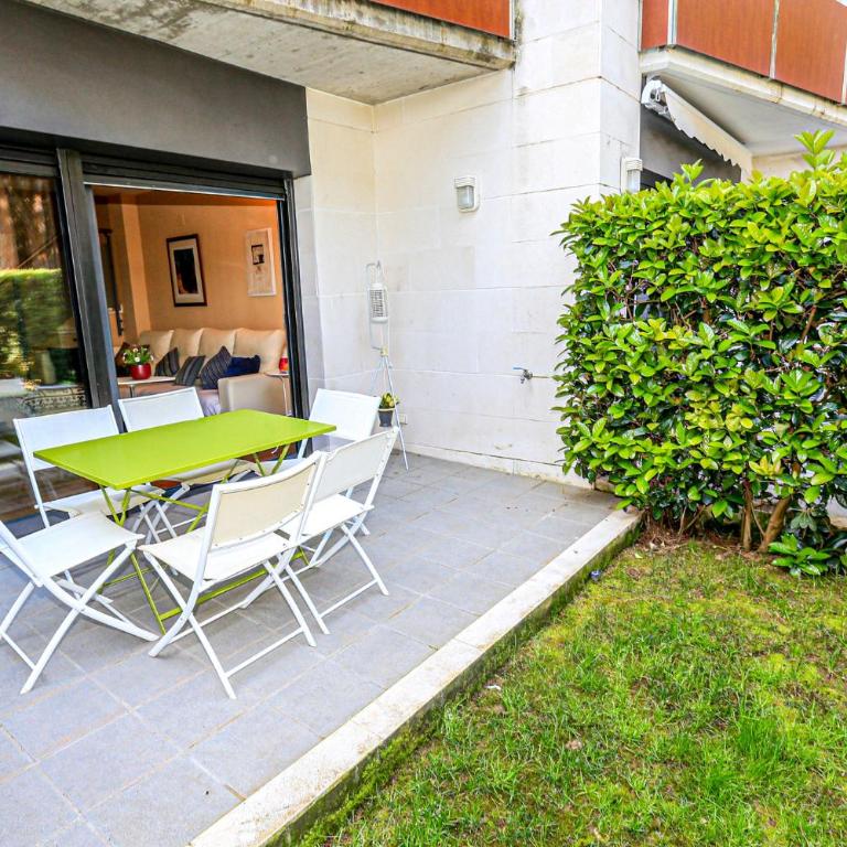 LITORAL COSTA DORADA - SOL CAMBRILS PARK Only families - Three-Bedroom House - 4