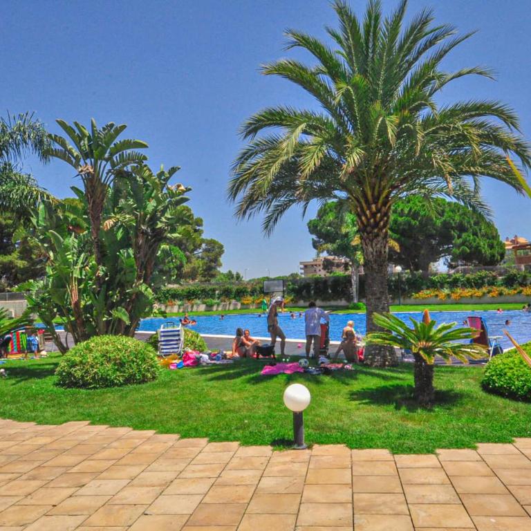 LITORAL COSTA DORADA - SOL CAMBRILS PARK Only families - Three-Bedroom House - 7