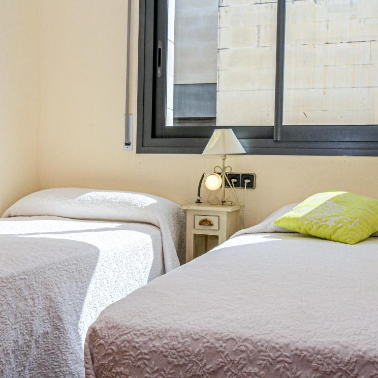 LITORAL COSTA DORADA - SOL CAMBRILS PARK Only families - Three-Bedroom House - 26