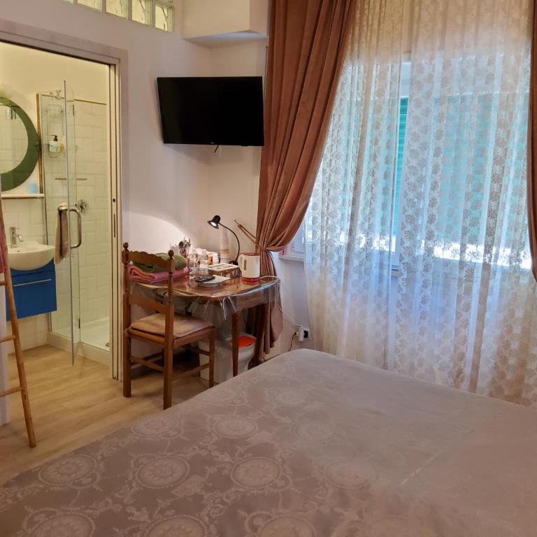 Annadia Sweet Home B&B - Camera Tripla Comfort con Doccia - 5