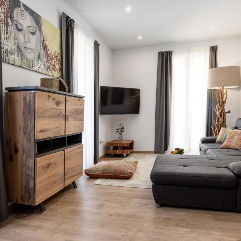 Pinzon Studios & Penthouse - Penthouse Apartment - 9
