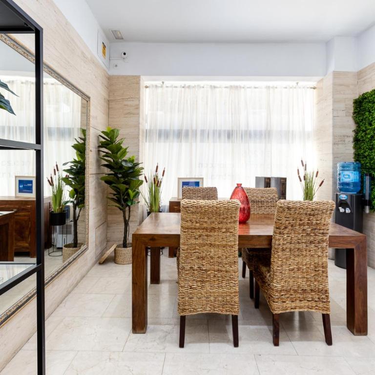 Pinzon Studios & Penthouse - Apartment - 18