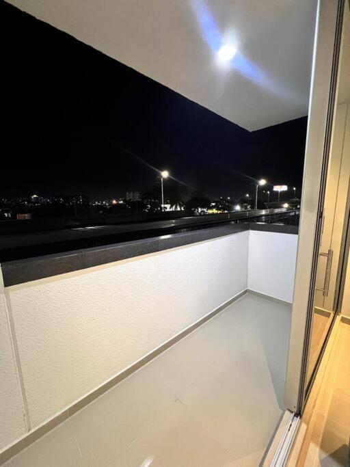 HERMOSO APARTAMENTO DE LUJO CON PISCINA PARQUEADERO Y VIGILANCIA PRIVADA SILVER PARK - Apartamento Deluxe - 11