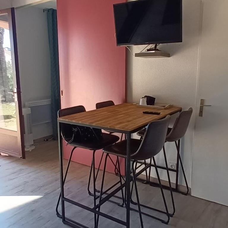 LE CHERRY GARDEN - Hameau du Rivage Appartement en résidence avec piscine - parking - proche plage - Two-Bedroom Apartment - 9