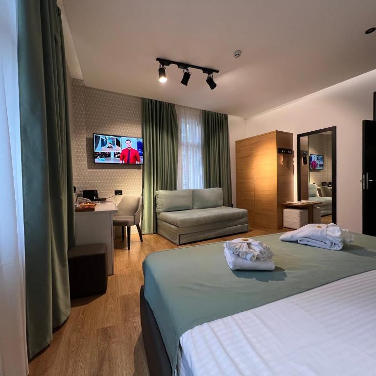 Capital Hotel Garni - Executive Dvokrevetna Soba s Bračnim Krevetom/Zasebnim Krevetima - 13