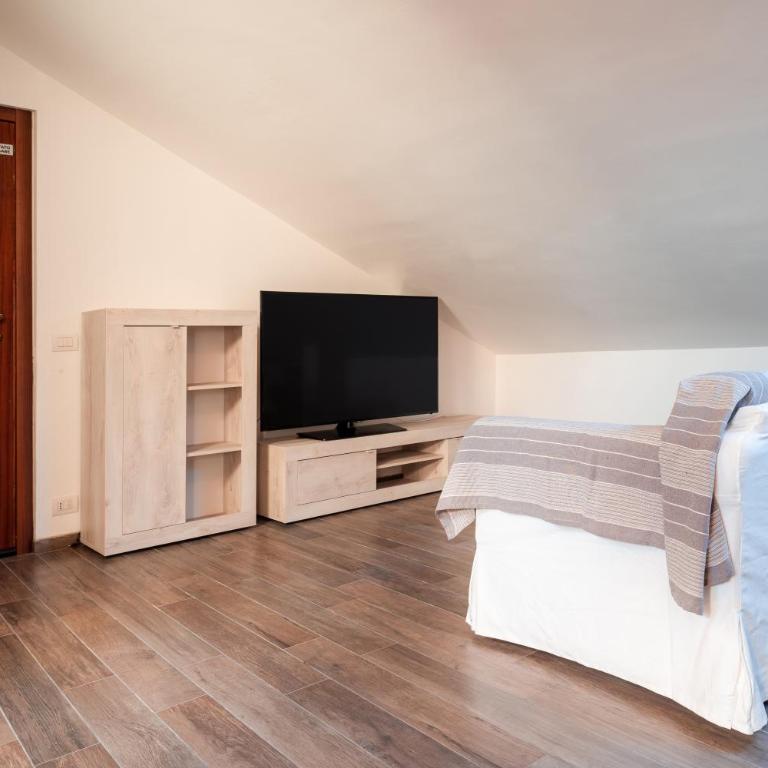 LA SOFFITTA DEI SOGNI 010059-LT-2481 - One-Bedroom Apartment - 24