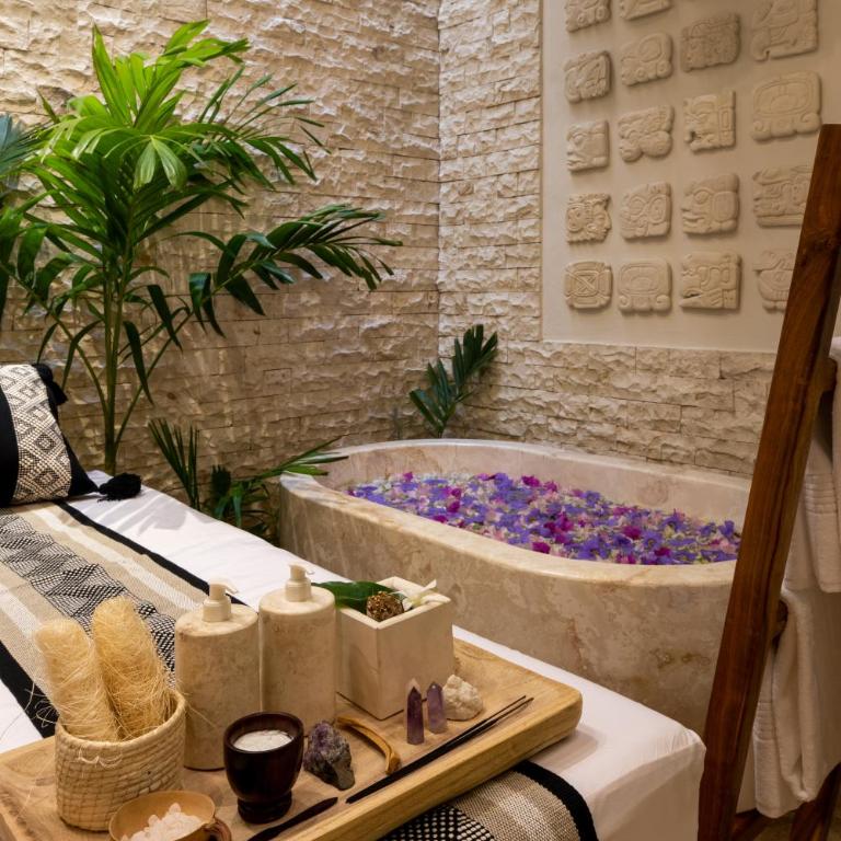 Olbil Hotel Boutique - Habitación Doble Deluxe con bañera - 8