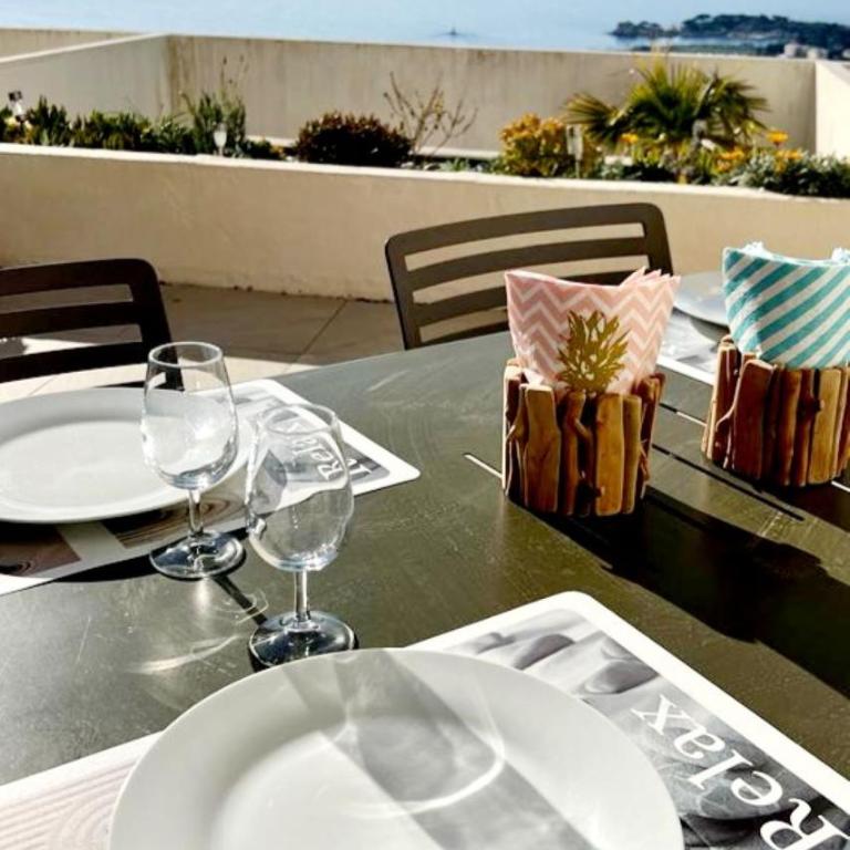 Superbe appartement Vue Mer et Piscine - Appartement 1 Chambre - 2